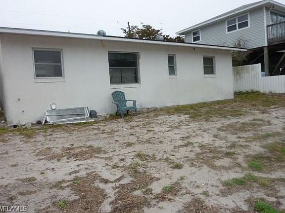 3rd image of 16056 Tortuga St