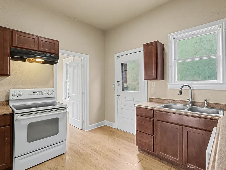 3602 W Colorado Ave #101 — Photo 14