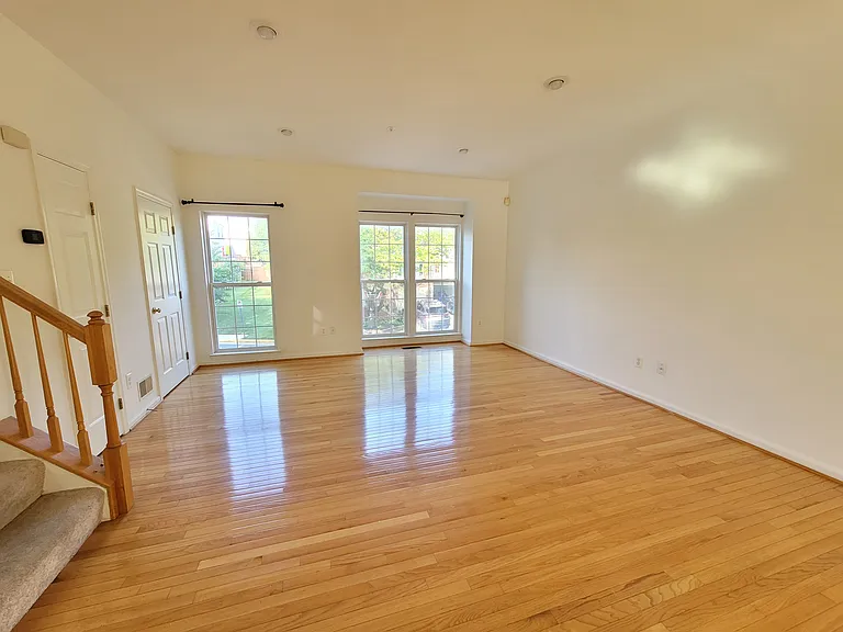 13115 Rosebay Dr — Photo 8