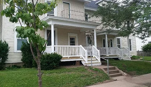 926 Main St Photo 1