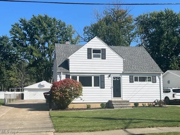 6409 Scott Dr, Brookpark, OH 44142