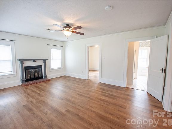 2nd image of 2505 Shelton Ave
