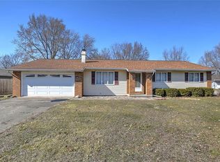 4630 E Willowbrook Ln, Decatur, IL 62521