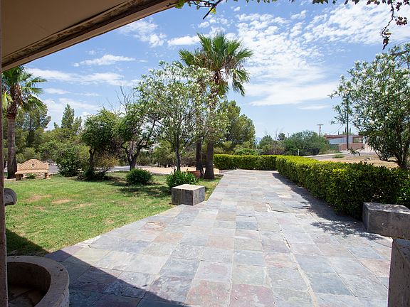 4th image of 705 N Linda Vista Dr