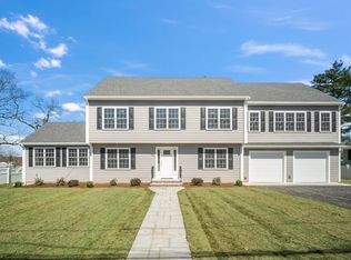 92 Milton Rd, Braintree, MA 02184