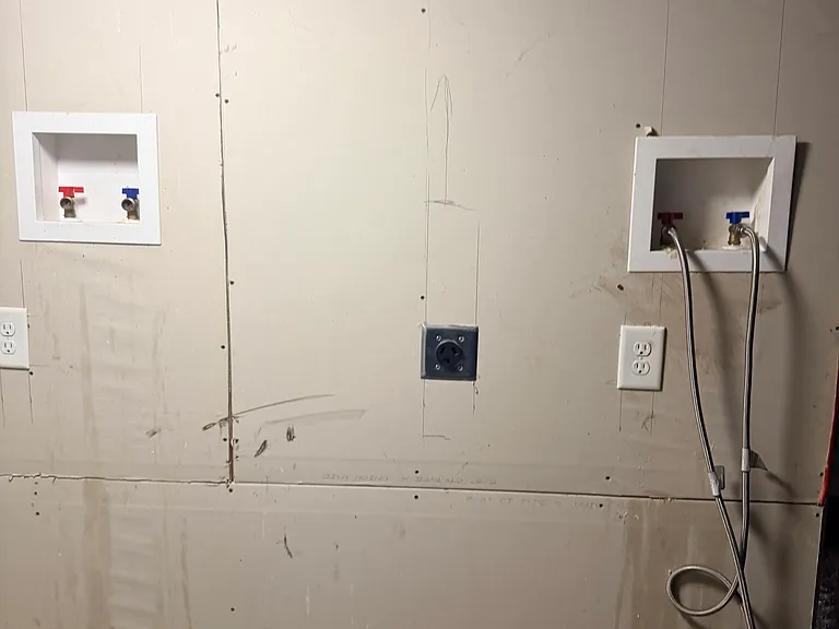 107 Dix St #1 — Photo 13