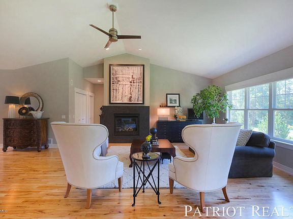 5th image of 6272 Vickery Hill Ct SE