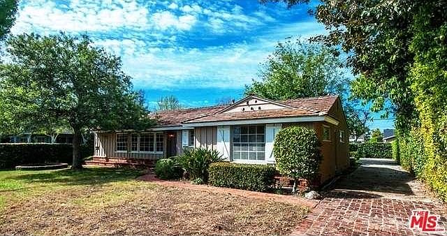 1st image of 4923 Morse Ave