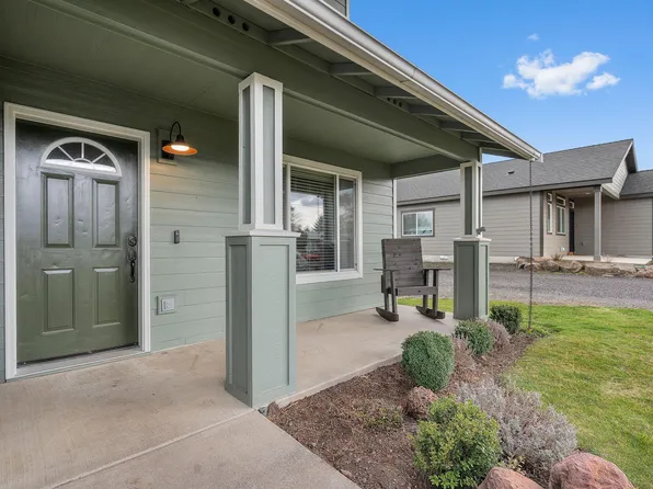589 SE 10th St, Madras, OR 97741