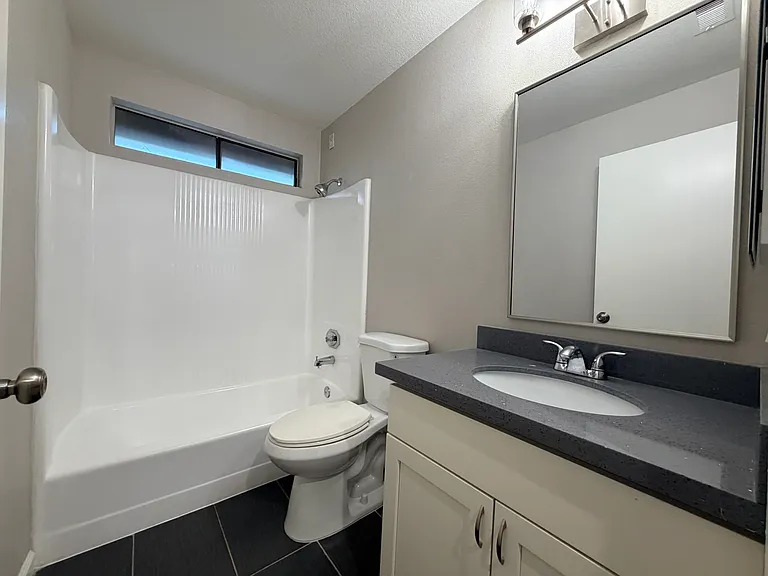 36075 Vallee Ter — Photo 21