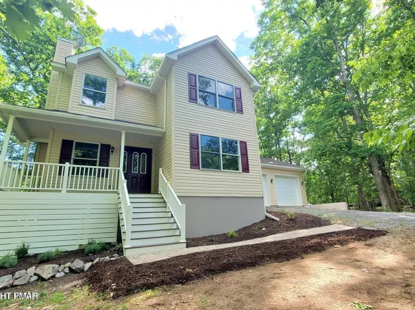 320 Canterbury Rd, Bushkill, PA 18324