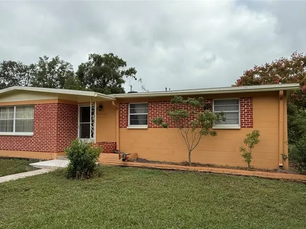 5754 9th St, Zephyrhills, FL 33542