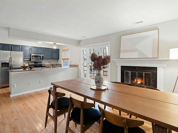 5th image of 1515 Hemphill Dr