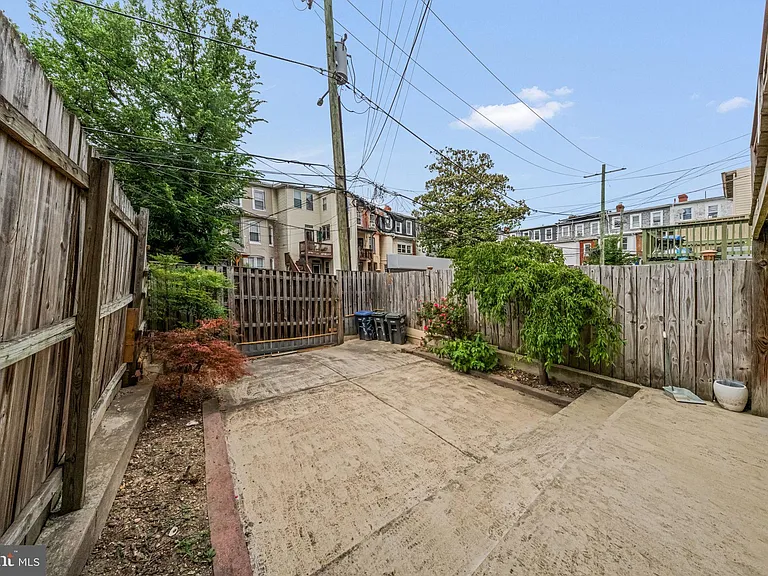 723 Quebec Pl NW — Photo 26