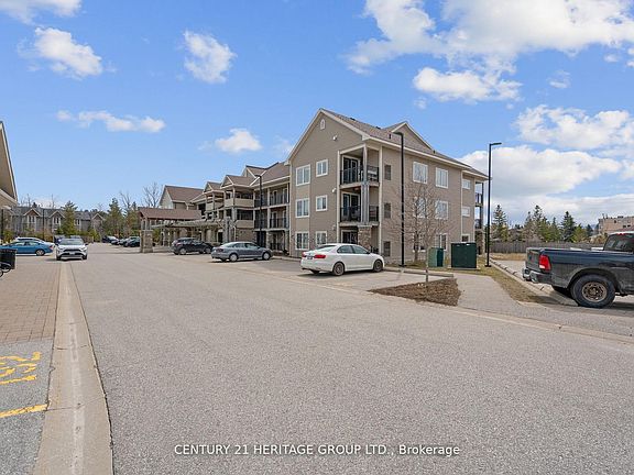 3rd image of 2 Anchorage Cres #200