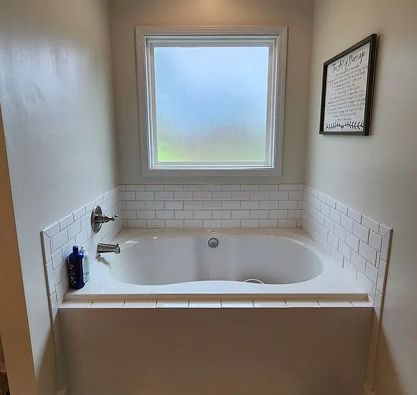 48 Wheatfield Dr — Photo 7