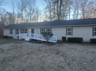 318 Blue Top Rd, Jacksonville, NC 28540