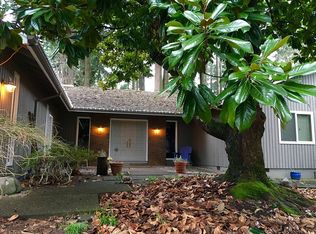17641 Tree Top Ln, Lake Oswego, OR 97034