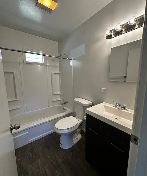 1726 Main Ave — Photo 7