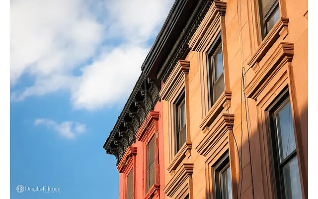 Rented by Douglas Elliman | media 21