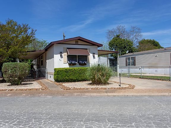 2nd image of 42 Tumbleweed Dr