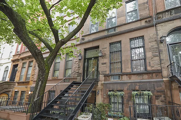 Sold by Brown Harris Stevens | media 23