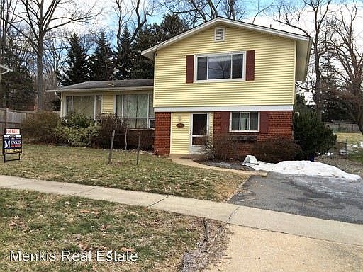 2nd image of 11407 Lund Pl