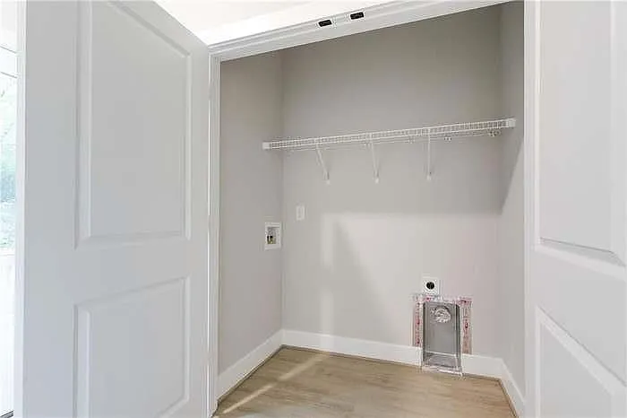 2314 Halifax Ave — Photo 15