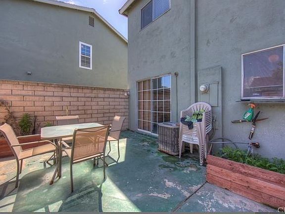 3rd image of 7126 Santa Isabel Cir