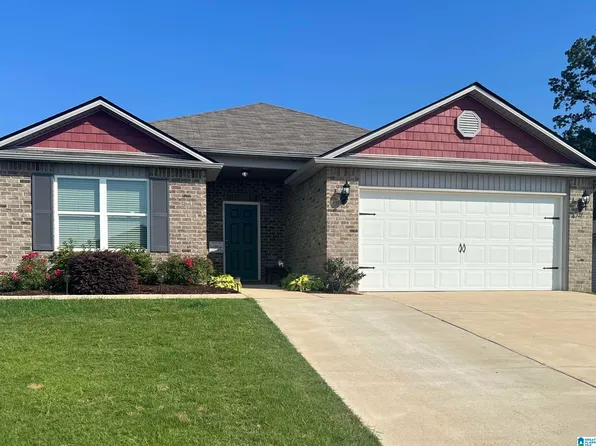 321 Woodland Trl, Pell City, AL 35125