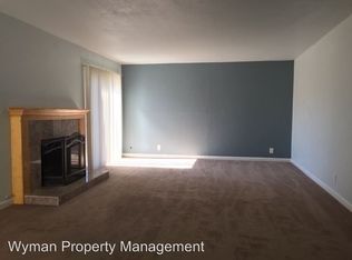 657 S Freeway Dr, Napa, CA 94558