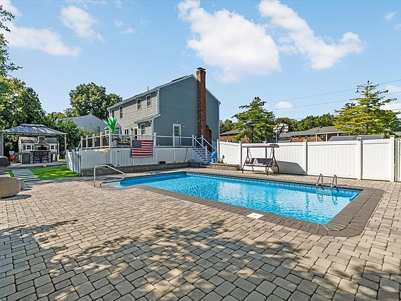 2nd image of 14 Joseph Rd