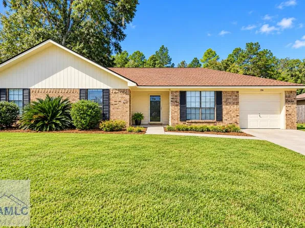 956 Black Willow Dr, Hinesville, GA 31313