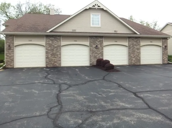 7586 Creek Bnd #1, Rockford, IL 61114