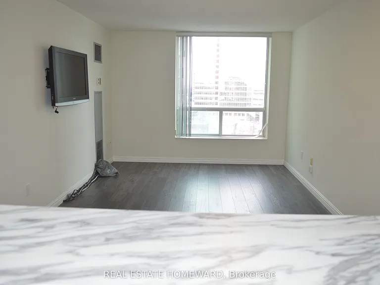 18 Pemberton Ave #1101 — Photo 19