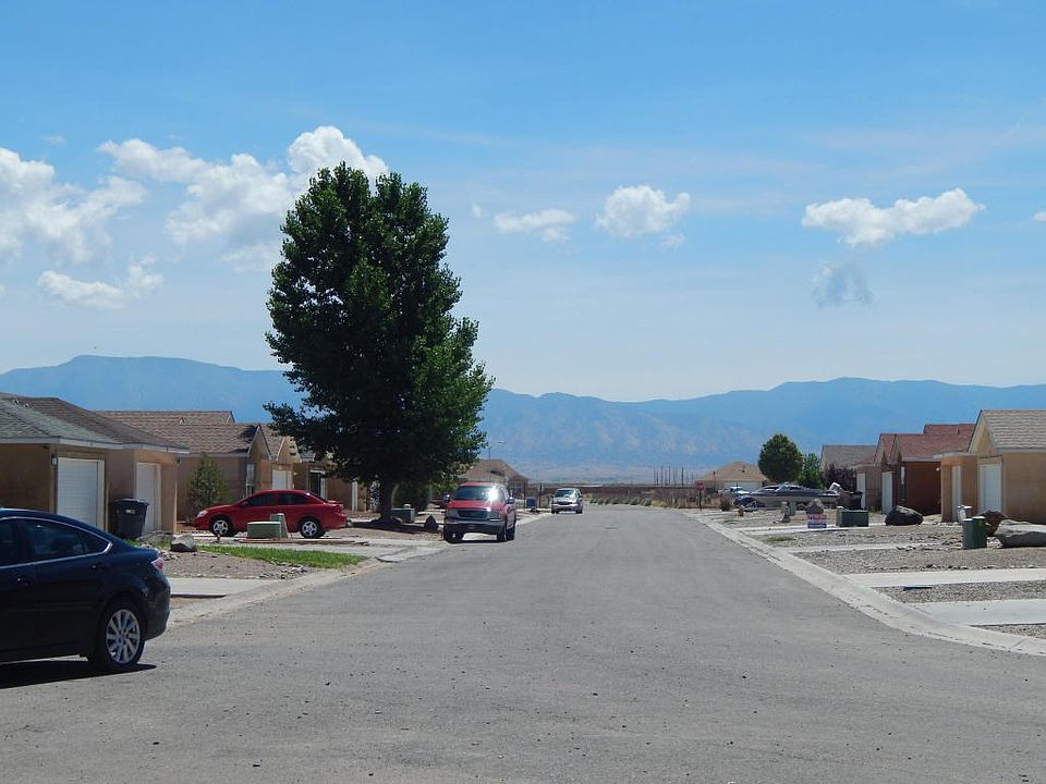 los lunas office pics 004