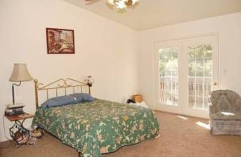 4th image of 2525 Oak Haven Dr
