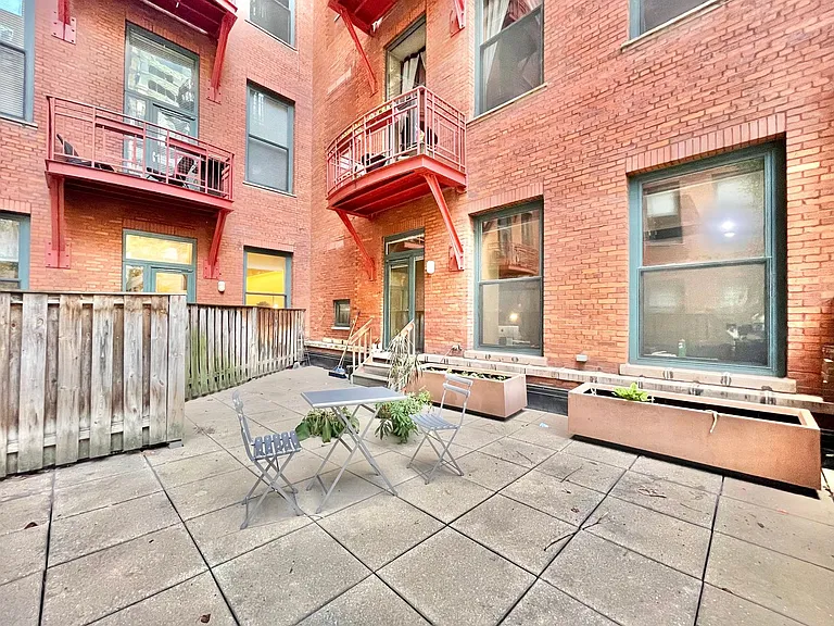 208 W Washington St #506 — Photo 18