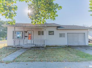 1542 Hester Ave, Centralia, IL 62801