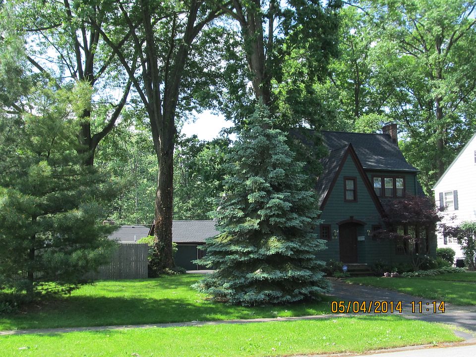 1st image of 345 Columbia Ave