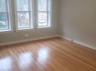 3587-2 N Milwaukee Ave, Chicago, IL 60641