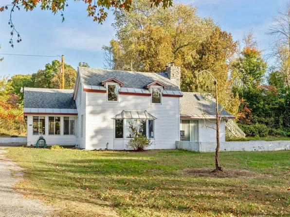 489 West Shore Road, Isle La Motte, VT 05463