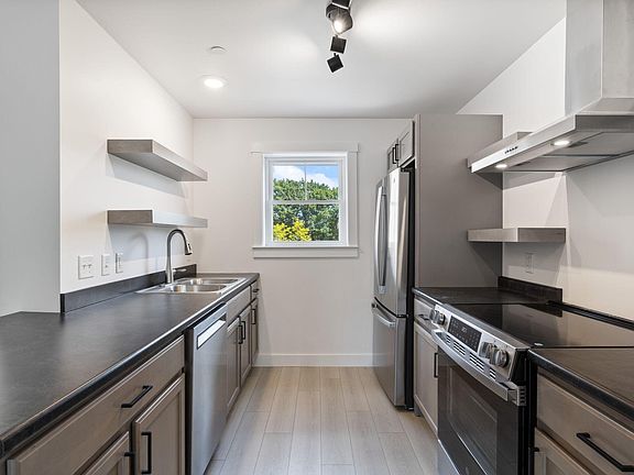5th image of 65 Dougherty Court #203