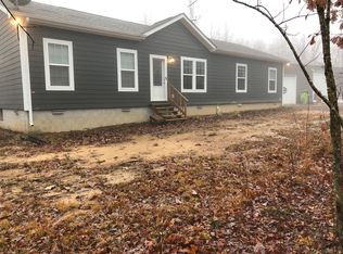 256 Caney Creek Dr, Crossville, TN 38571