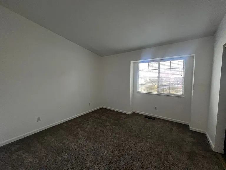 1692 Lantana Dr — Photo 28