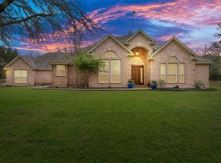 700 Lost Hunters Cyn, China Spring, TX 76633