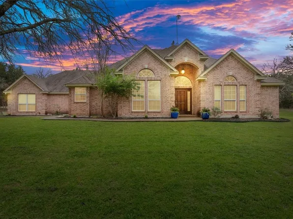 700 Lost Hunters Cyn, China Spring, TX 76633