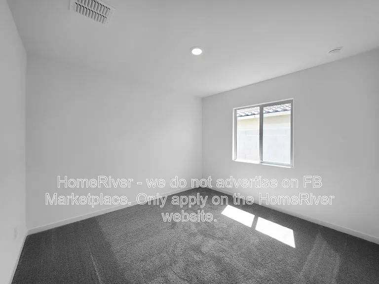1050 W West Virginia Ave — Photo 9