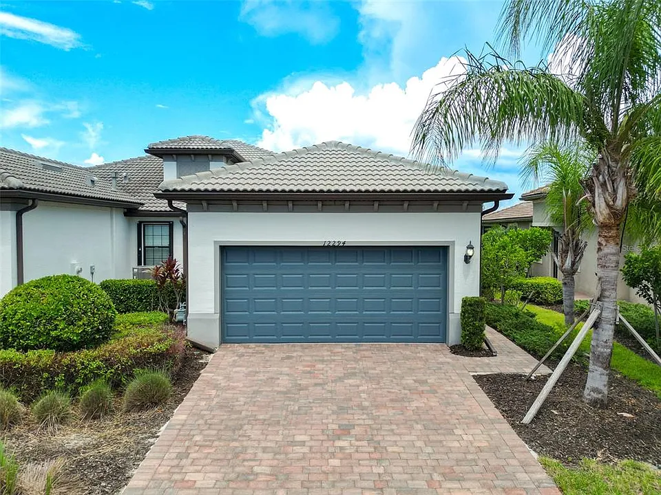 12294 Myrtle Bay Ct