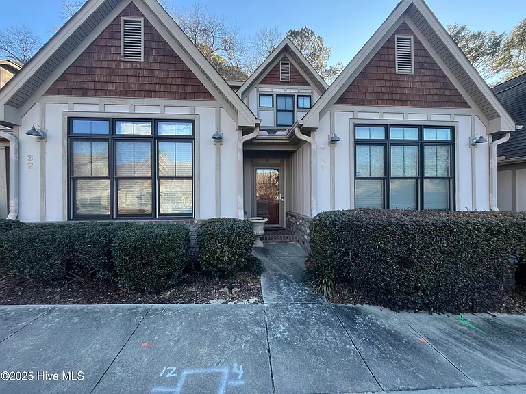 31 Elk Ridge Ln — Photo 1